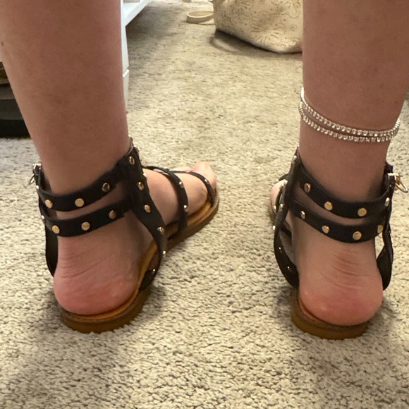 Black, Gold Studded Gladiator Sandals with Side Zipper Closure 🖤 Women’s size 9 - Picture 8 of 10